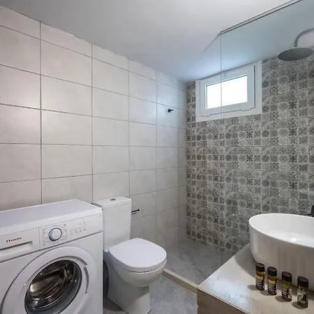 Ariadne Chic & Minimalistic Apt. * Heraklion